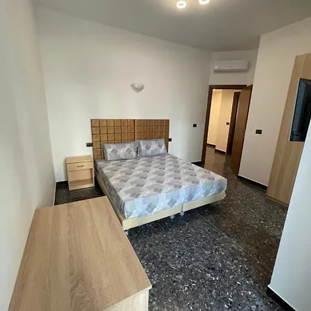 Guest house Due Passi Dal Mare Savona