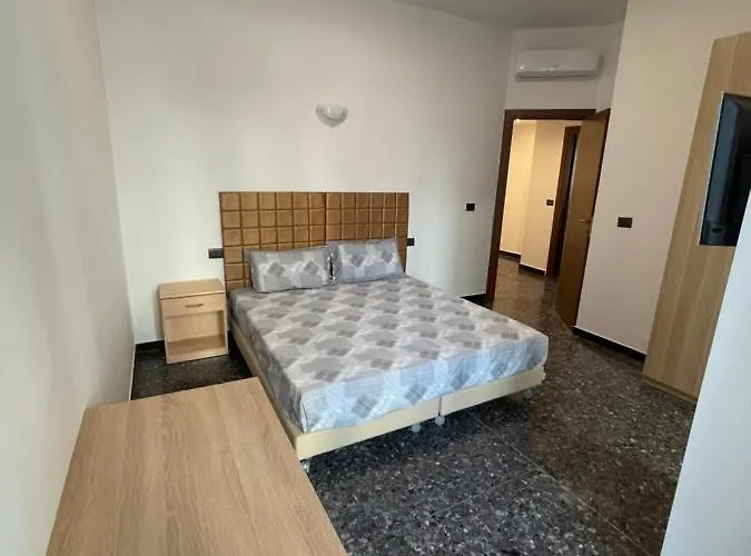 Pensjonat Due Passi Dal Mare Savona