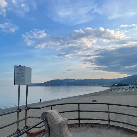 Casa de hóspedes Due Passi Dal Mare